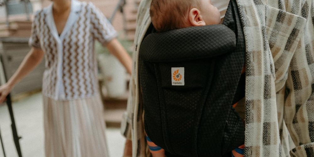 Babywearing Love Stories: How Ergobaby Brings Families Closer